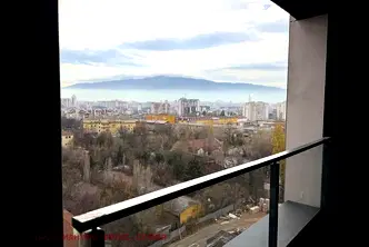 Тристаен апартамент в София, Банишора