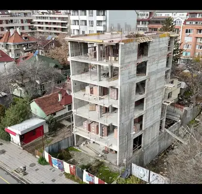 Снимка 3 — Тристаен апартамент в София, Банишора