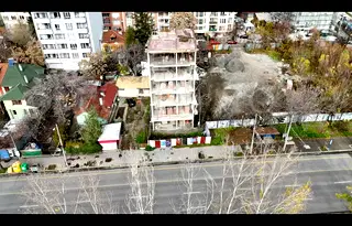 Тристаен апартамент в София, Банишора