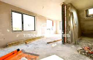 Тристаен апартамент в София, Банишора