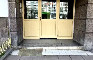 Тристаен апартамент с две тераси в Банишора, София