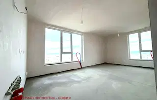 Тристаен апартамент в София, Банишора