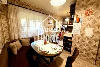 Тристаен апартамент във Варна, Базар Левски
