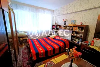 Тристаен апартамент в Раз, Бели Лом