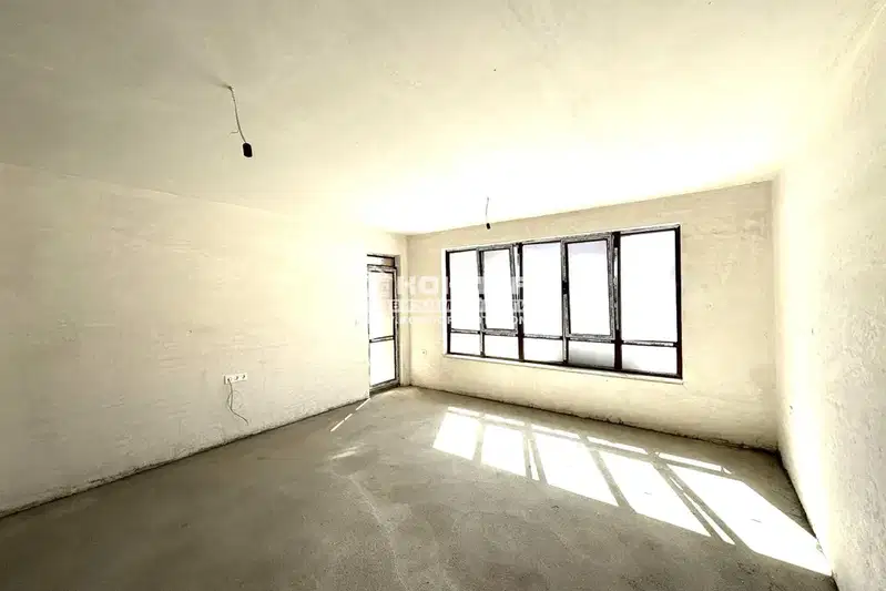 3-bedroom apartment in Plovdiv, Belomorski