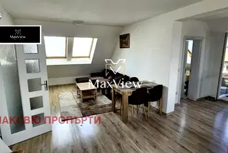 Тристаен апартамент в София, Бенковски