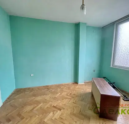 Снимка 3 — Тристаен апартамент в Габрово, Бичкиня