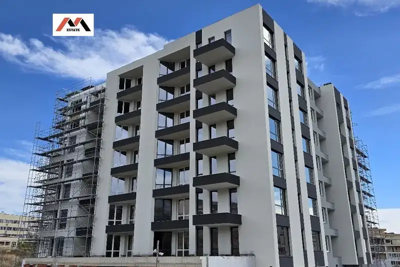 Тристаен апартамент в Стара Загора, Била