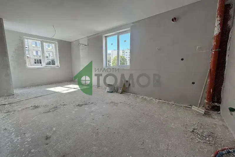 3-bedroom apartment in Shumen, Bolnicata