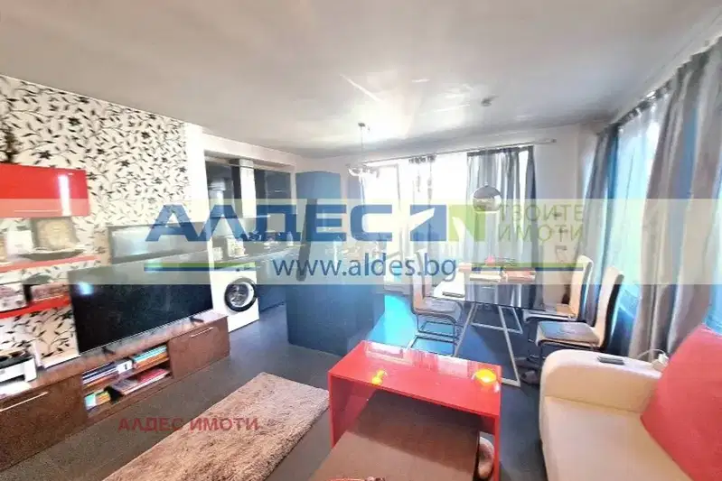 3-bedroom apartment in Sofiya, Borovo
