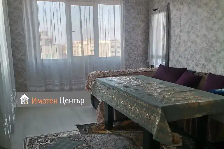 Тристаен апартамент в София, Ботунец 2