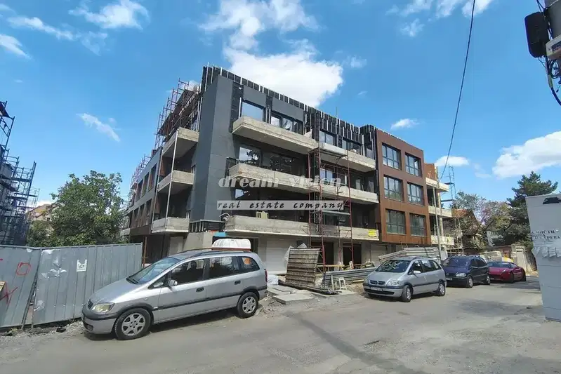 3-bedroom apartment in Sofiya, Boyana