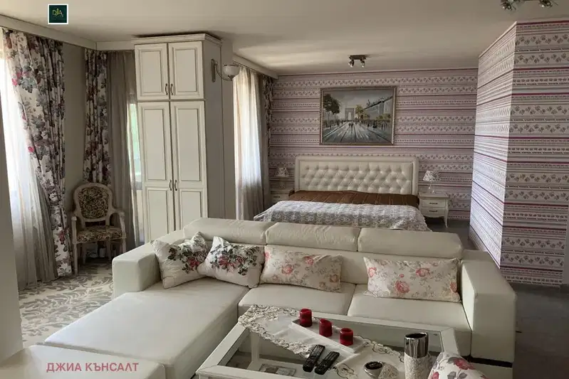 3-bedroom apartment in Sofiya, Boyana