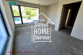 Тристаен апартамент във Варна, Бриз