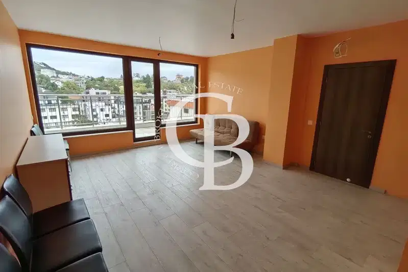 3-bedroom apartment in Varna, Briz