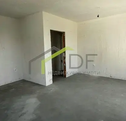 Photo 3 — 3-bedroom apartment in Varna, Briz