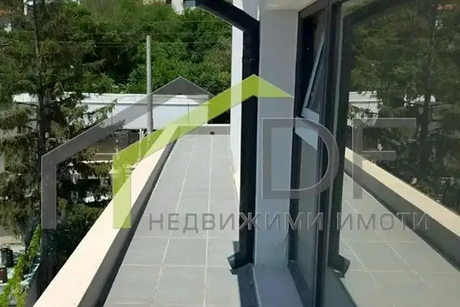 3-bedroom apartment in Varna, Briz