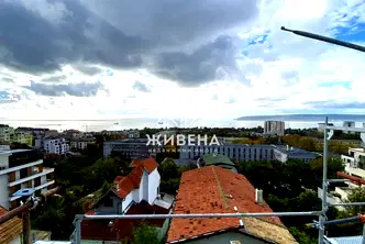 Тристаен апартамент във Варна, Бриз