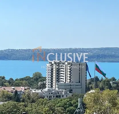 Снимка 5 — Тристаен апартамент във Варна, Бриз