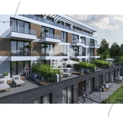 Снимка 5 — Тристаен апартамент във Варна, Бриз