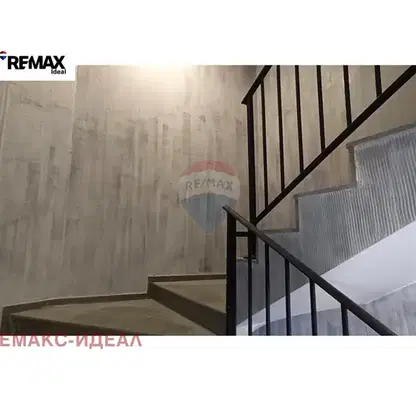 Снимка 2 — Тристаен апартамент във Варна, Бриз