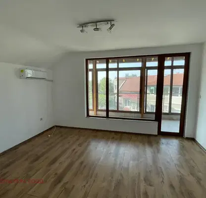 Photo 5 — 3-bedroom apartment in Varna, Briz