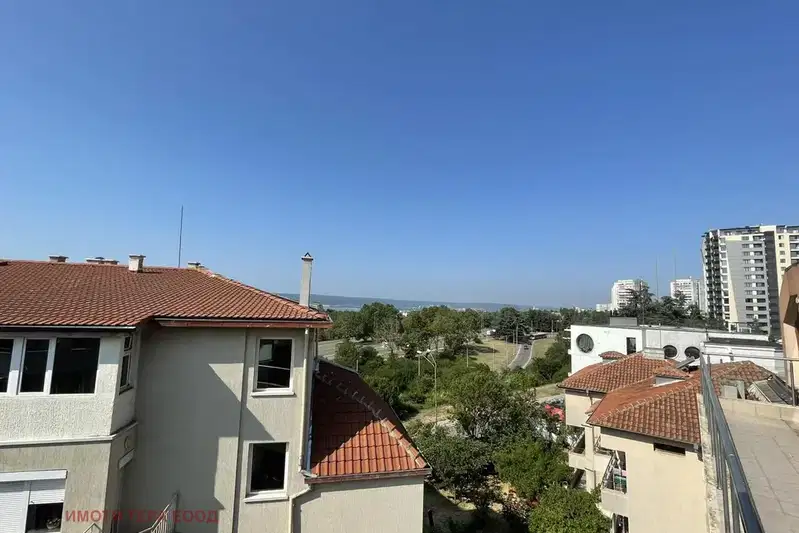 3-bedroom apartment in Varna, Briz