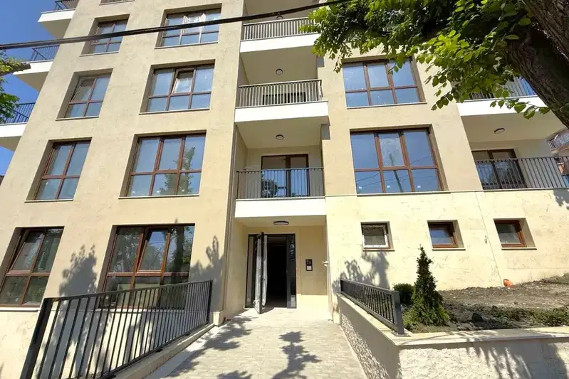 3-bedroom apartment in Varna, Briz