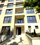 Тристаен апартамент във Варна, Бриз