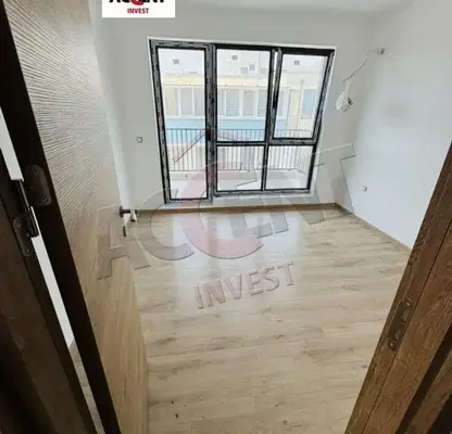Снимка 5 — Тристаен апартамент във Варна, Бриз