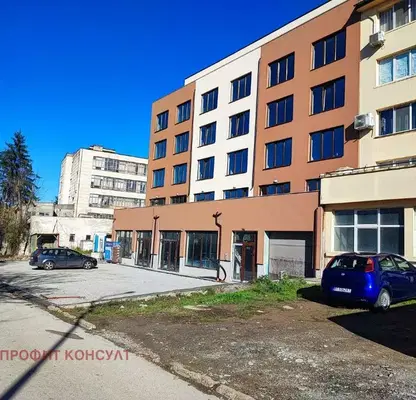 Снимка 2 — Тристаен апартамент във Велико Търново, Бузлуджа