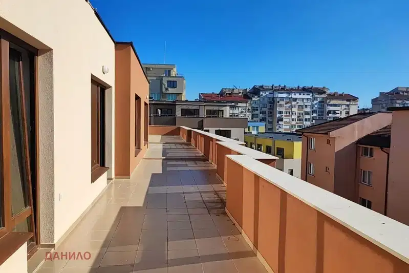3-bedroom apartment in Veliko Tyrnovo, Buzludja