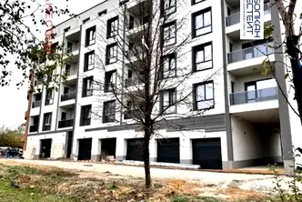 Тристаен апартамент във Велико Търново, Бузлуджа