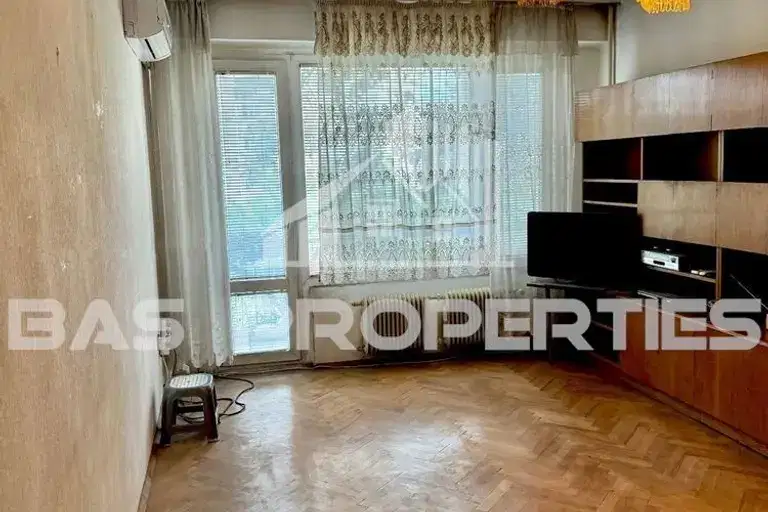 3-bedroom apartment in Sofiya, Bykston