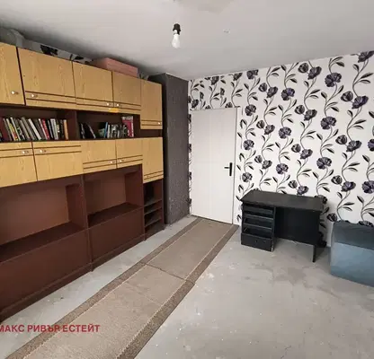 Снимка 5 — Тристаен апартамент в Русе, Централен южен район