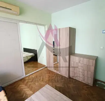 Снимка 5 — Тристаен апартамент във Варна, Централна поща