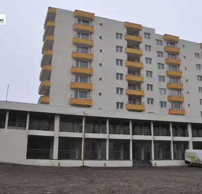 Снимка 2 — 3-стаен апартамент в центъра на град Добрич, ново строителство