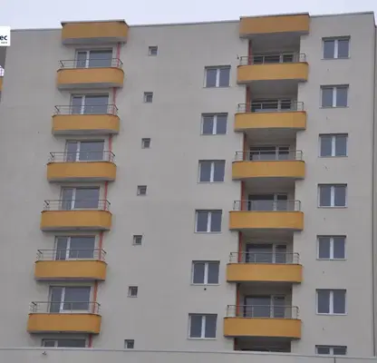 Снимка 3 — 3-стаен апартамент в центъра на град Добрич, ново строителство