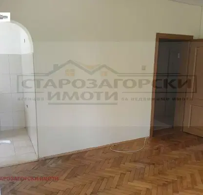 Снимка 4 — Тристаен апартамент в Стара Загора, Център
