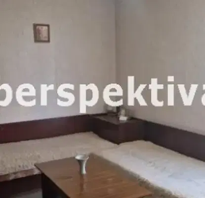 Снимка 2 — Тристаен апартамент в Пловдив, Център