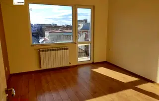 Тристаен апартамент в Русе, Център