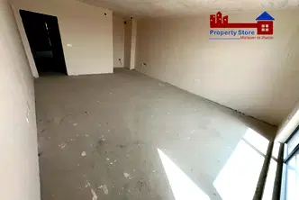 Тристаен апартамент във Варна, Център
