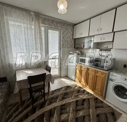 Photo 4 — 3-bedroom apartment in Ruse, Centyr