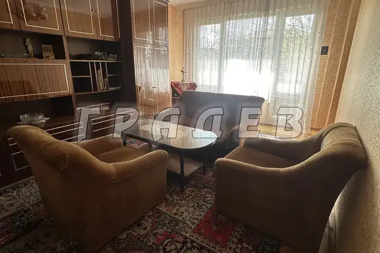 Тристаен апартамент в Русе, Център