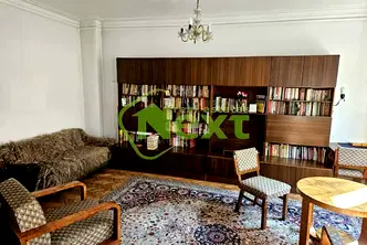 Тристаен апартамент в София, Център