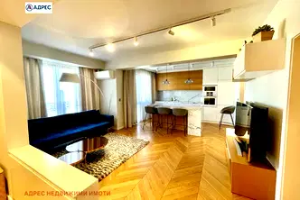 Тристаен апартамент в Стара Загора, Център