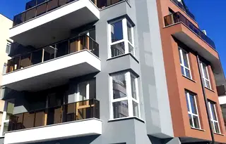 Тристаен апартамент в Кърджали, Център