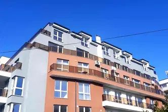 Тристаен апартамент в Кърджали, Център