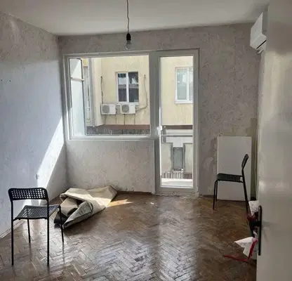 Photo 2 — 3-bedroom apartment in Pernik, Centyr