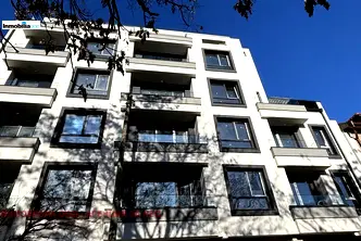 Тристаен апартамент в София, Център
